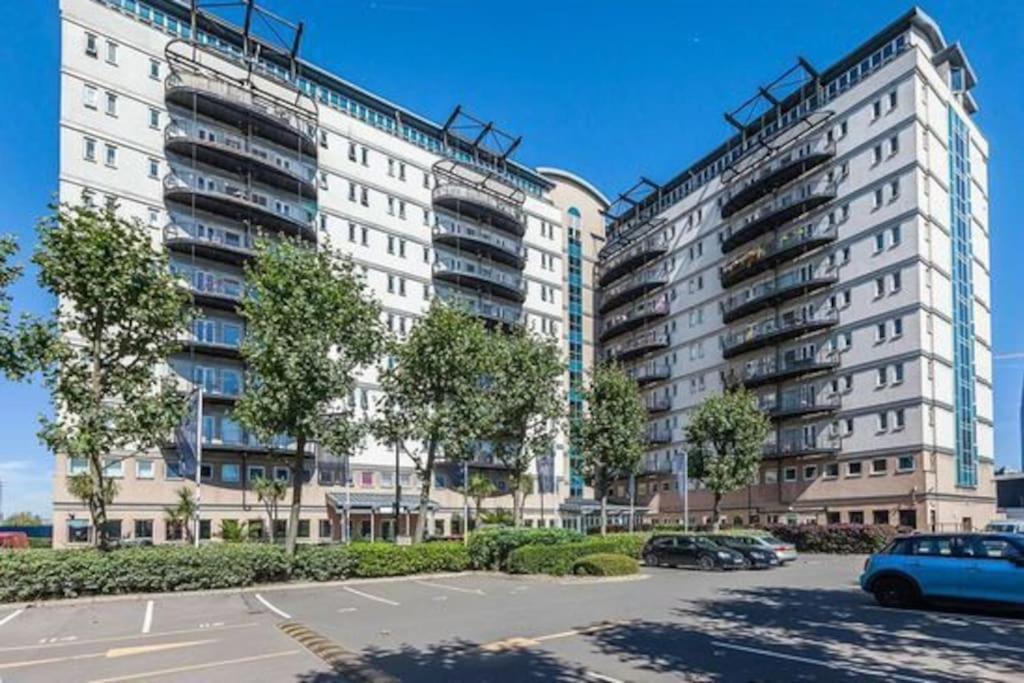 Cozy Flat With Balcony Διαμέρισμα Λονδίνο Εξωτερικό φωτογραφία
