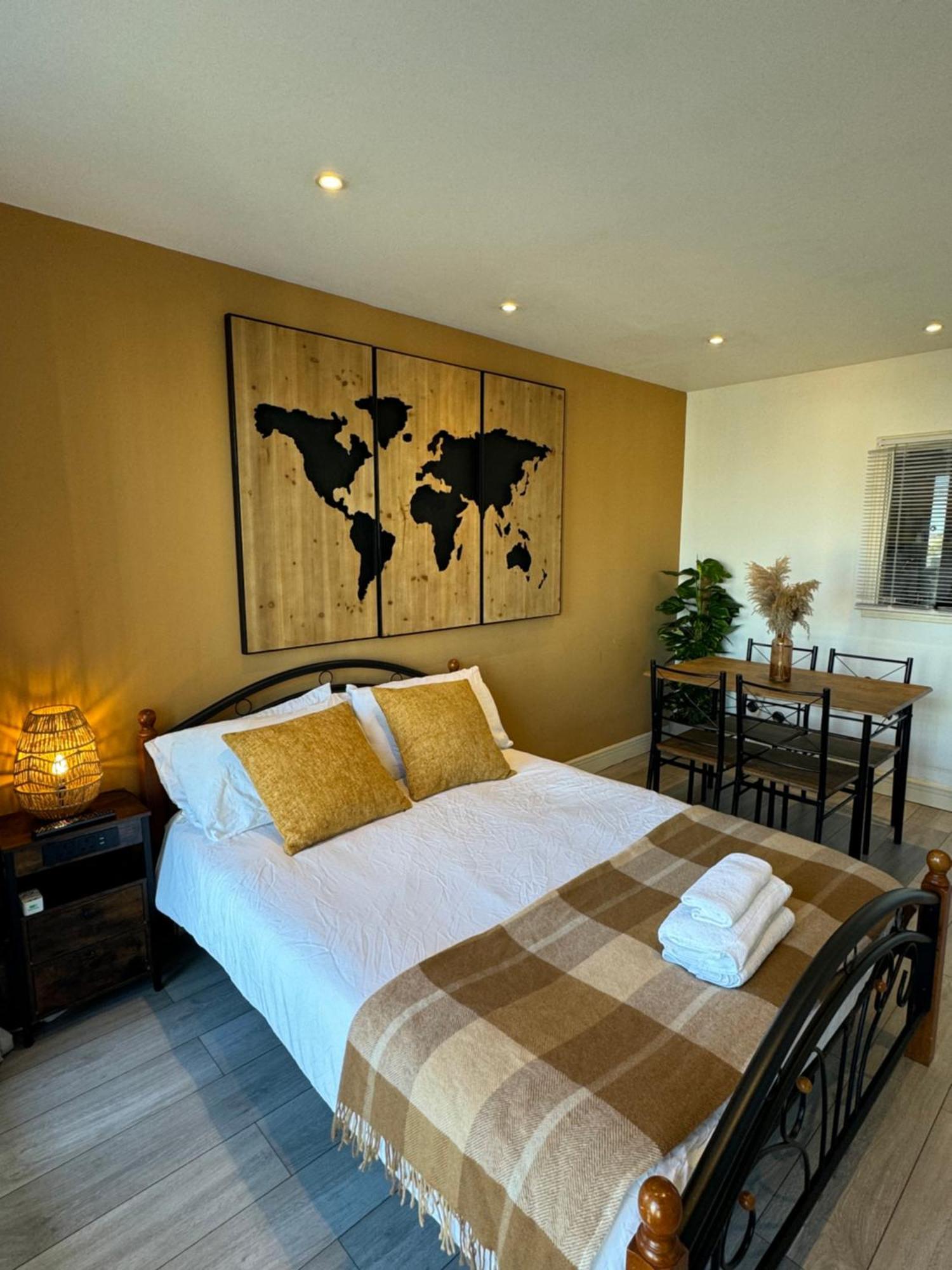 Cozy Flat With Balcony Διαμέρισμα Λονδίνο Εξωτερικό φωτογραφία